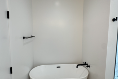 Tub